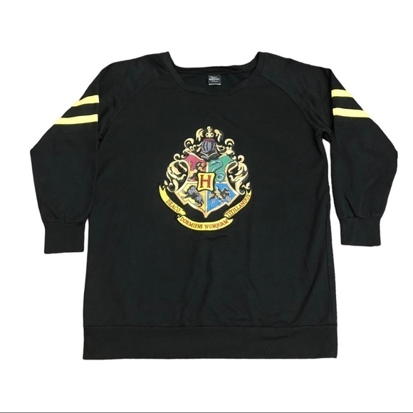 Universal Studio Wizarding World of Harry Potter Hogwarts Crest Black Sweatshirt - Picture 1 of 7